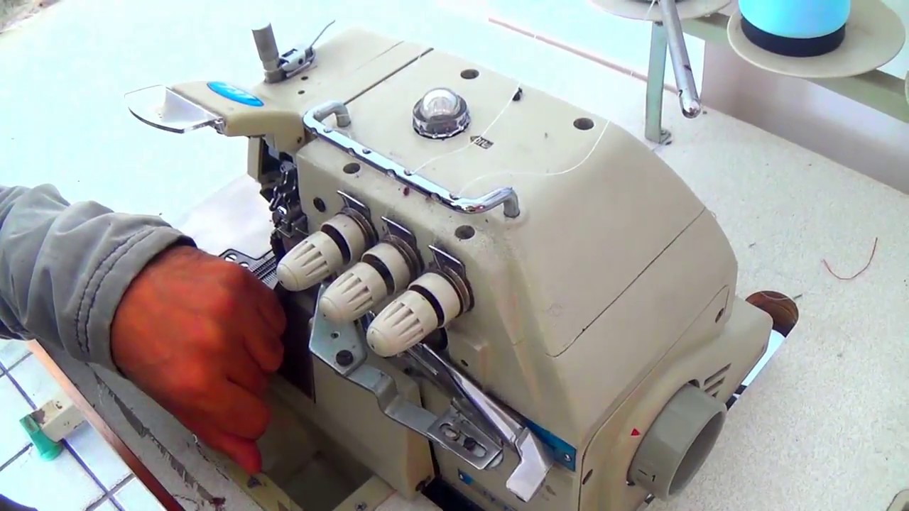 Minha maquina de costura, não esta jogando óleo ( resposta)