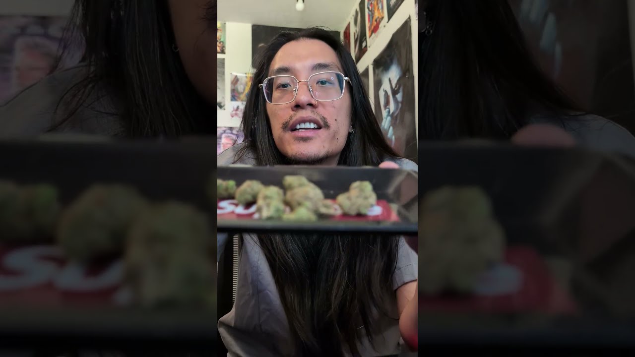 Opening A Pack Of AAAA THCa Flower From Lucky Elk
