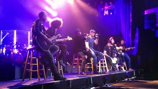 Enrique Iglesias & Descemer Bueno - (En Vivo, Grammy Latino 2013, Las Vegas)