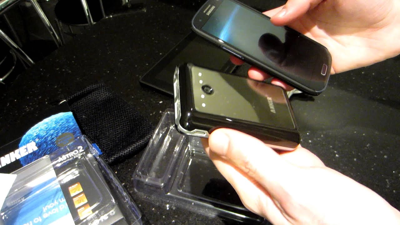 Anker 8400mAh battery boost unboxing - iPad / iPhone / Galaxy S3