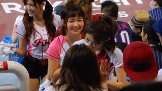 20200816 辣酷甜趴 東區 Rakuten Girls - 沒有參與小遊戲的女孩先離開