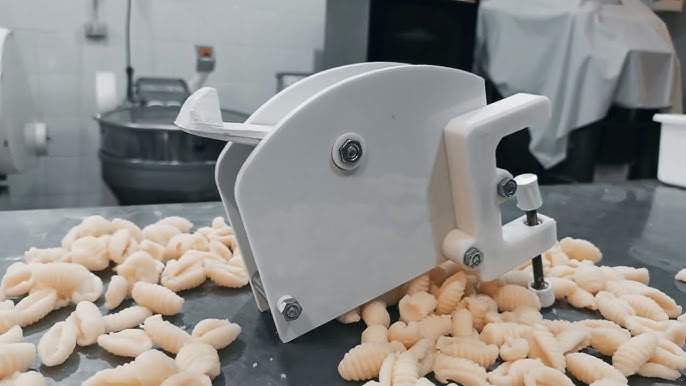 C A V A T E L L I 🍝😋 Using our premium cavatelli machine. This cavatelli  machine is made in Italy out of sturdy steel with nylon rollers, it even  has a, By Costante Imports