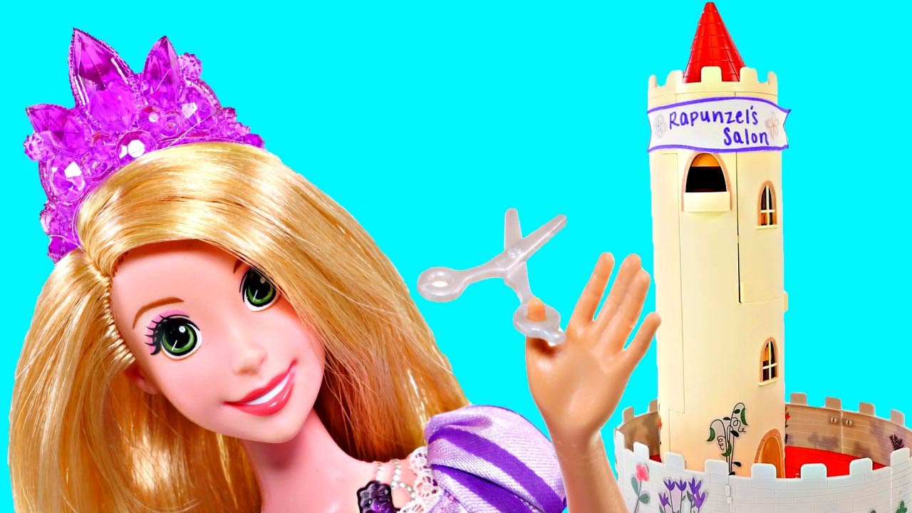 La Mujer Maravilla va al Salon de Rapunzel a Peinarse ✂ Episodios Barbie y  Disney Princesas - YouTube