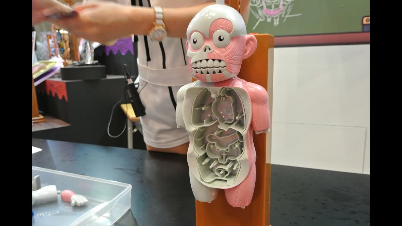 昭和レトロ 恐怖のバラバラ人体 ソフビ 人形 ホラー 駄玩具 人体模型 お化け Amazon.co.jp: 恐怖のバラバラ人体 ソフビ おもちゃ 昭和レトロ 駄菓子