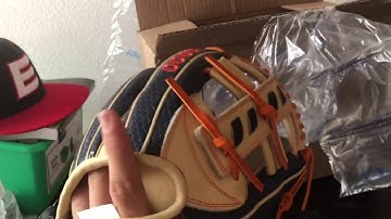 Wilson A2000 Glove Opening (JA27)