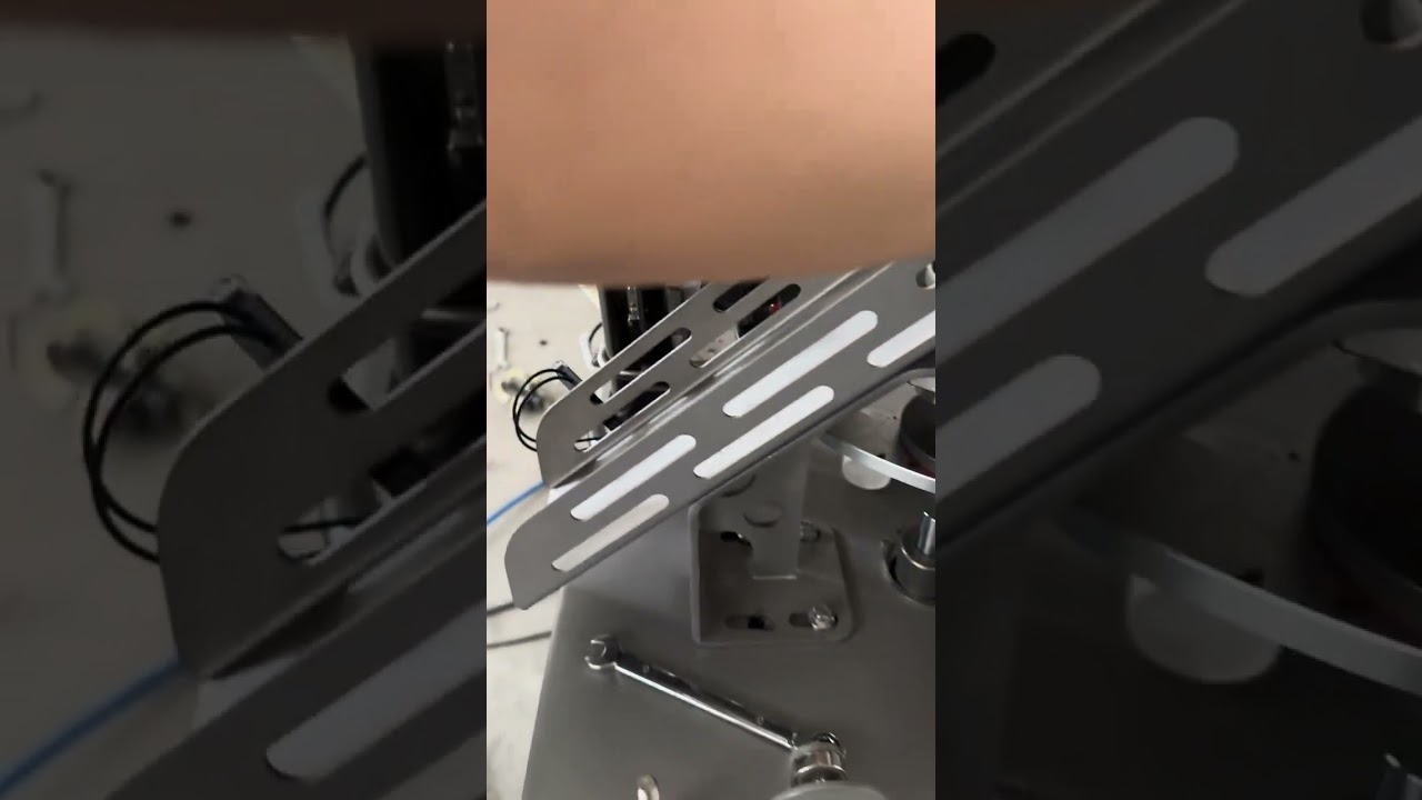 07 adjust the cup drop function on YM40 coffee capsule filling machine