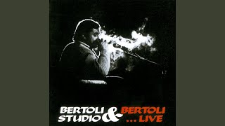 Video thumbnail of "Pierangelo Bertoli - Eppure soffia (Live)"