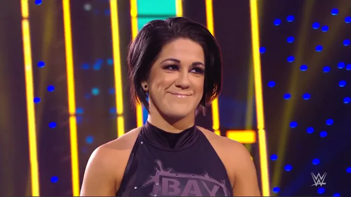 Sasha Banks vs Bayley 1/3