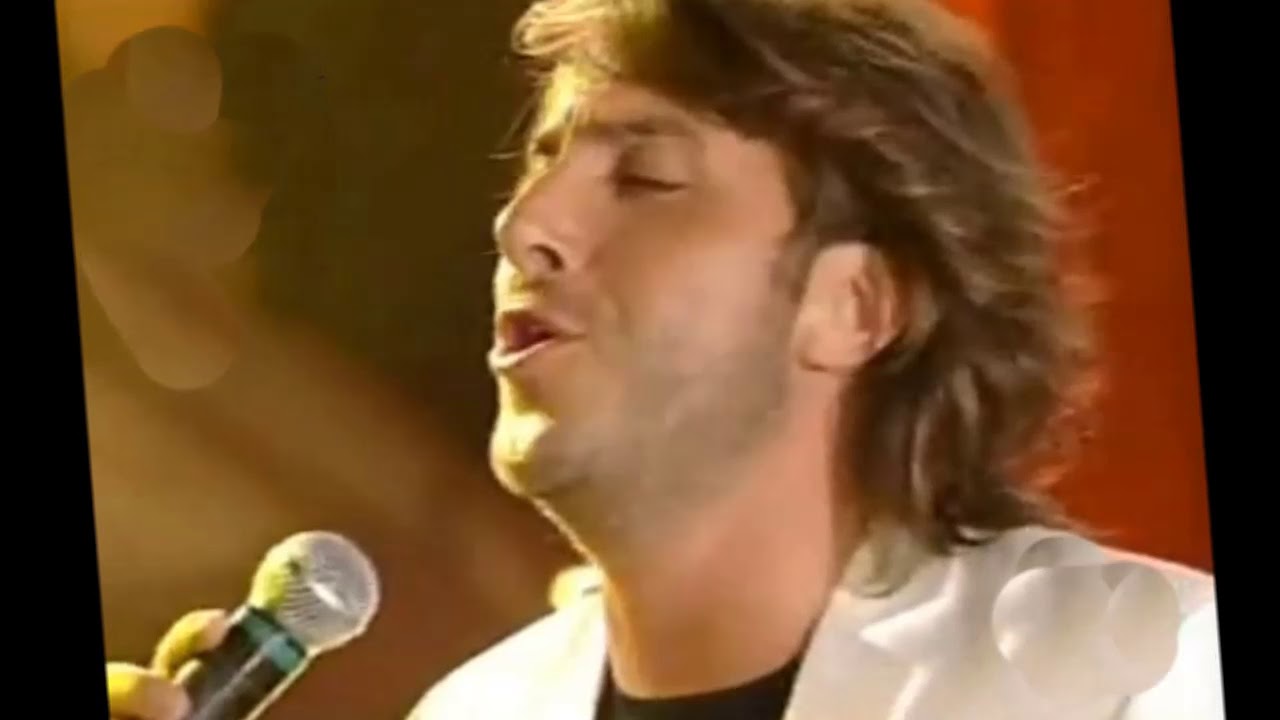 Gökhan SEZEN-Kulağımdan Gitmiyor (Annem) (HİCAZKÂR)R.G.