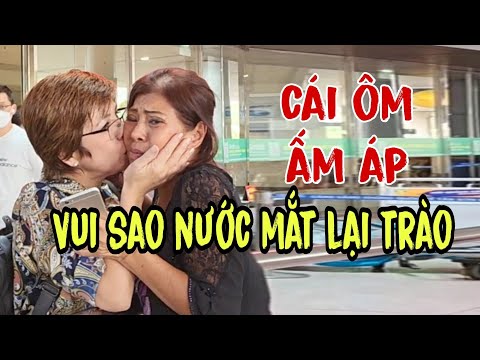 Video: Dog-Dad ăn mừng lễ kỷ niệm của gia đình sắp tới với hình ảnh từ năm đầu tiên của họ cùng nhau