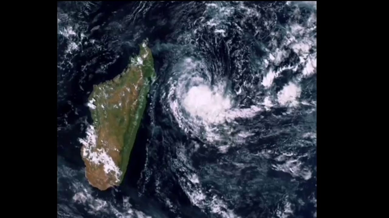 Tropical Storm Chalane from December 24 to December 28
