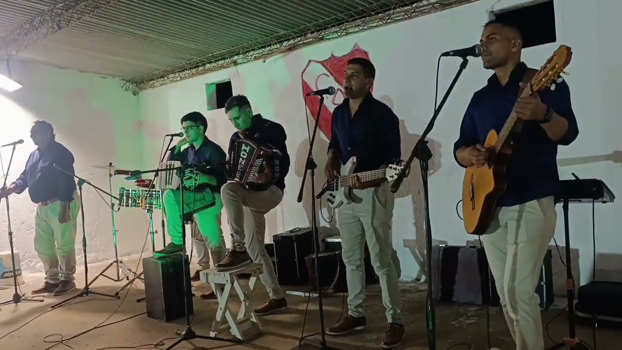 LOS FABULOSOS CUMPLEAÑOS DE NEGRO HOYOS chamamé 