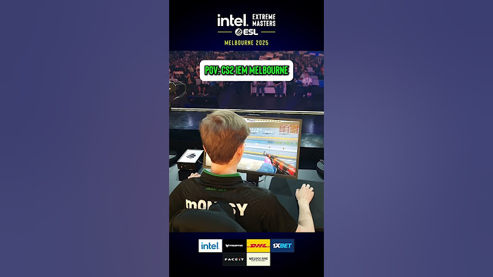 m0NESY warming up before the IEM Melbourne Quarter-Final