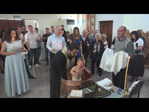 Видео: Кръщение на дете - знаци и традиции