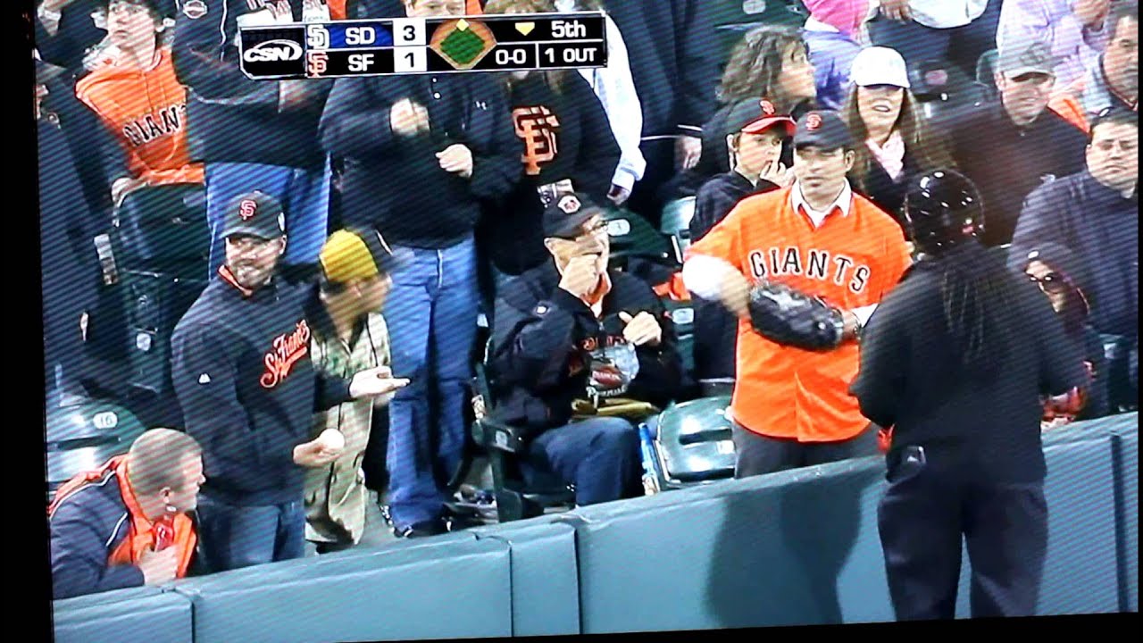 fan interferes with live ball at Giants Padres game 4-27