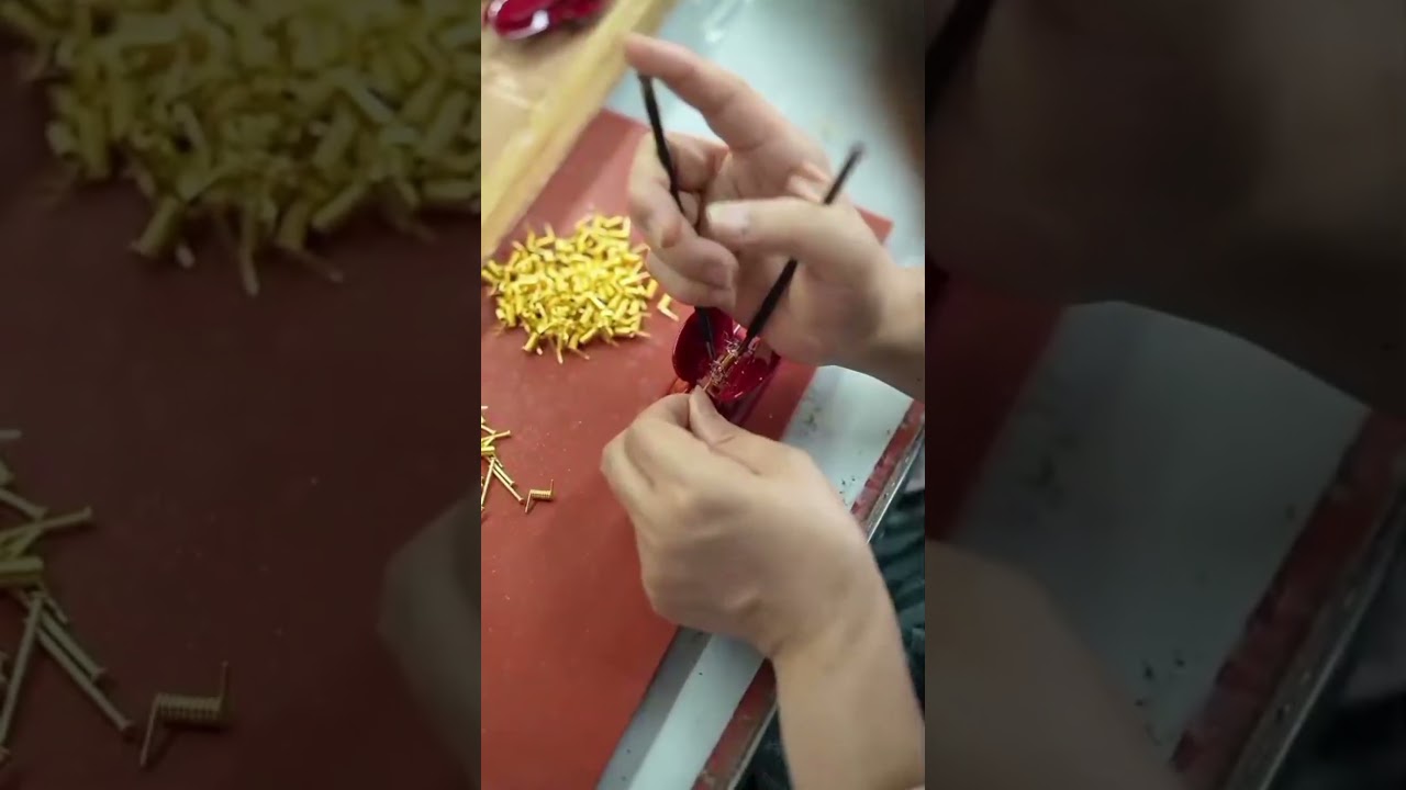 installing springs in hair clips