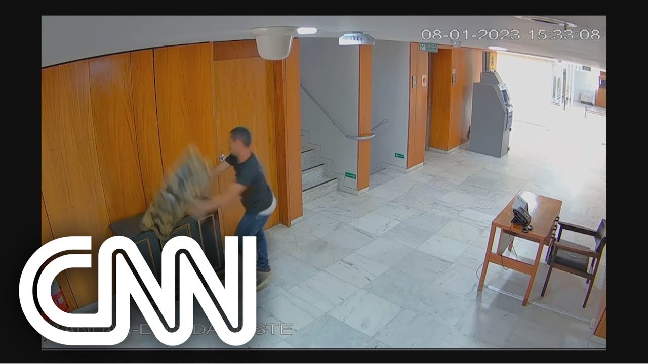 Polícia prende suspeito de destruir relógio histórico | CNN PRIMETIME