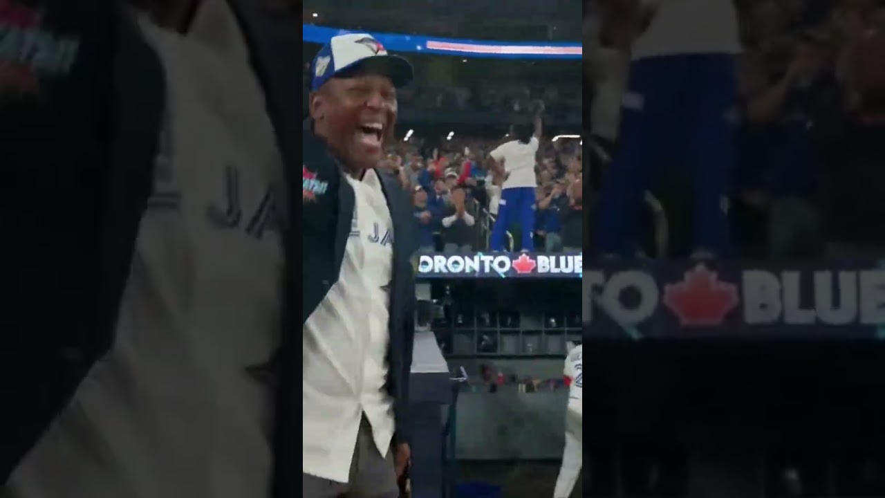 Watch Crowd erupted when Vladdy put on the home run Jacket to Joe Carter #joecarter #vladdyjr #mlb #sport on YouTube Watch Crowd erupted when Vladdy put on the home run Jacket to Joe Carter #joecarter #vladdyjr #mlb #sport on YouTube