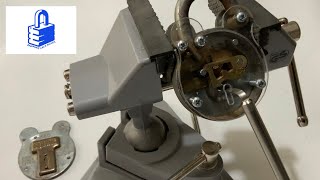 (17) Lock Picking for Beginners, Squire padlock 440 picked