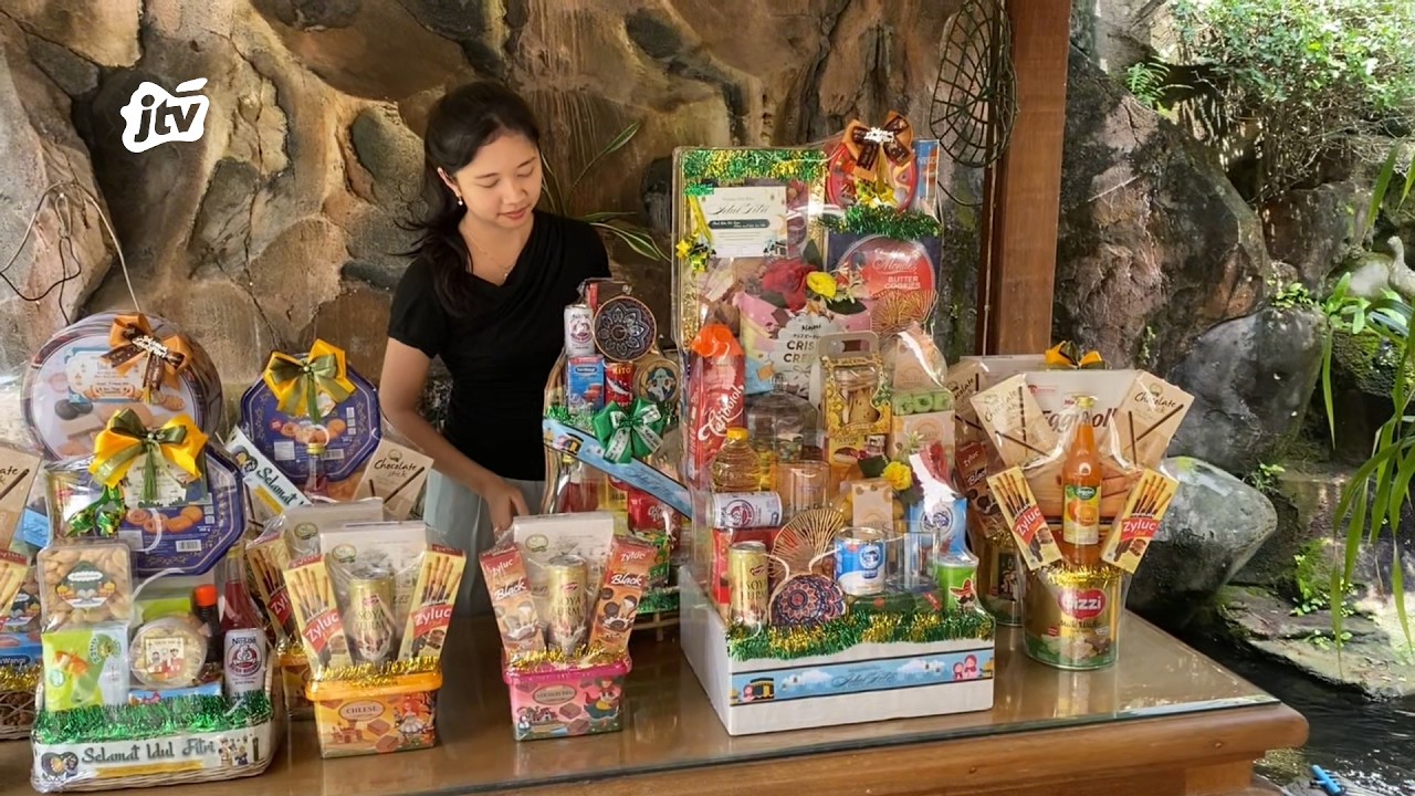 Idul Fitri Jadi Berkah Hampers Cantik, Gadis di Tuban