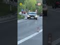 Šokantne snimke kod tunela Učka: Nepoznati vozač opasno pretjecao kolonu vozila #shorts image