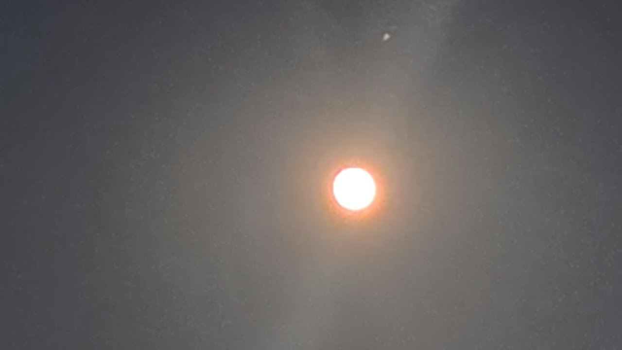 満月＆太陽 今夜は満月 - YouTube