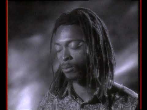 Tananas - Standanyobo (Official Music Video)