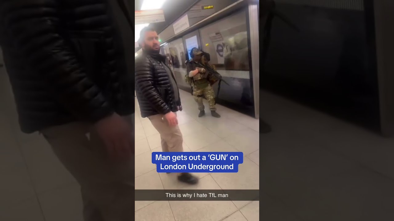 Shocking Moment A Man Gets Out GUN On London Underground