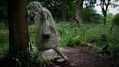 Artist Talk: Laura Ford