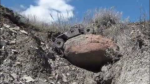 Axial Wraith Trailing, hill climbing, crawling & muddling the Badlands