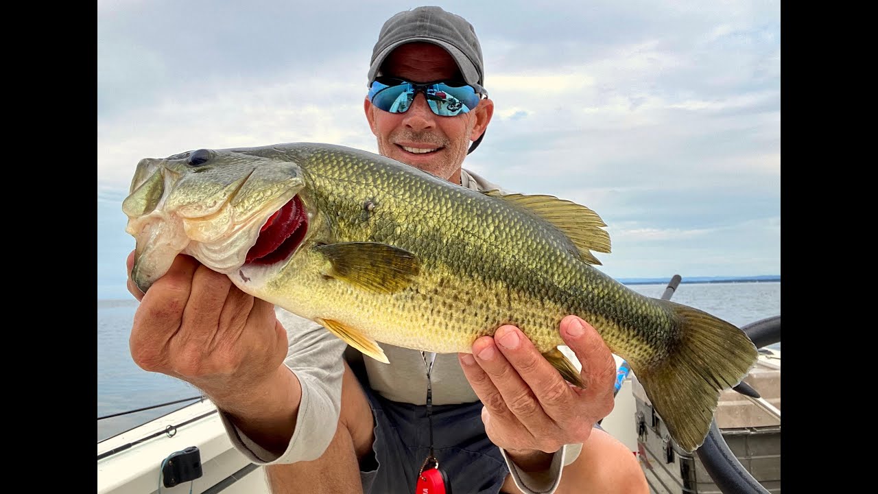 Oneida Lake Bass Fishing Summer 2021 YouTube