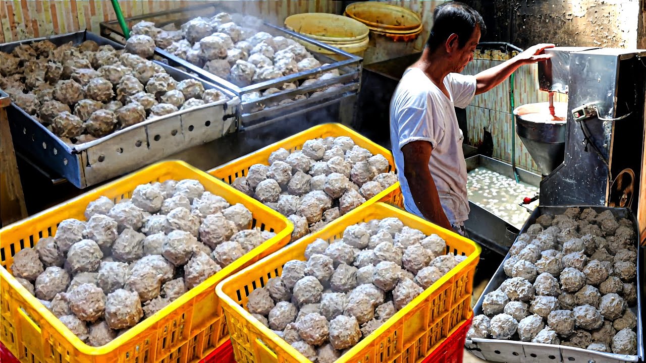 RIBUAN BAKSO DIBIKIN MANUAL?? BER KWINTAL² BAKSO LUDES TIAP HARI!! 