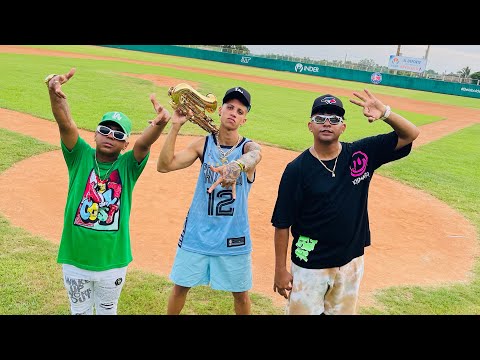 Si tú no esa talla – Bryan Omega + Menoldy + @YoeDeOro_Official