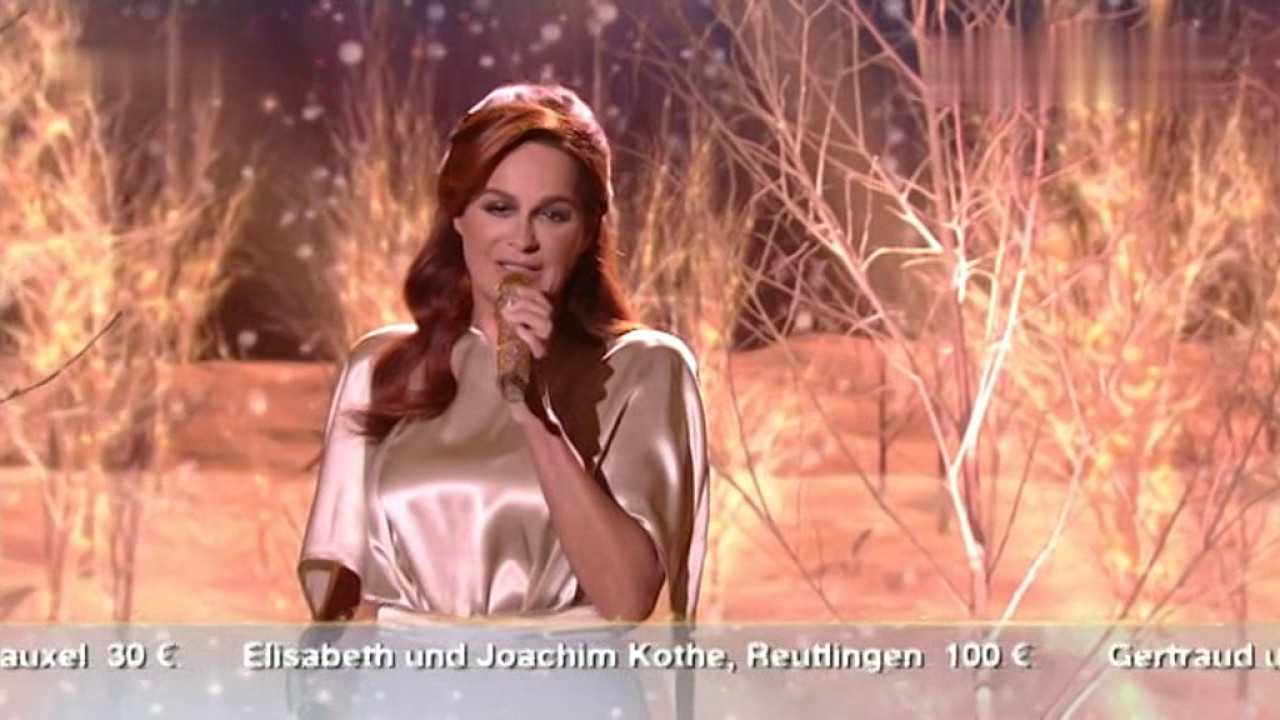 Watch Andrea Berg - Heidschi Bumbeidschi 2016 on YouTube