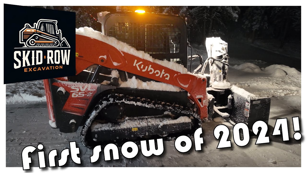 Kubota SVL 65-2 with snowblower on stock tracks