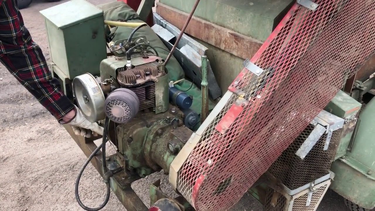 BigIron FK8710 14 HP Wisconsin S14D3 gas engine on Crippen NW-334-P Seed Cleaner 6-12-19 auction