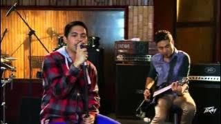 STUDIO 9 present : Ada Band 1