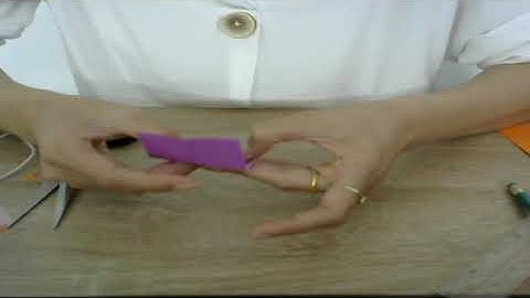 Hướng dẫn các bạn tự làm xúc xắc làm từ giấy màu