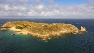 Insel Cézembre: 1944 Bombenhagel, heute Ausflugsziel