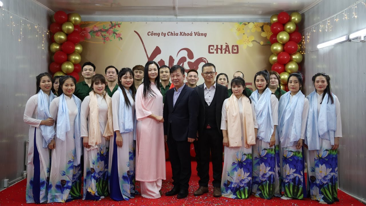 Tiết mục Múa Mẹ yêu con | Viết tiếp câu chuyện hòa bình | CTY Chìa Khóa Vàng