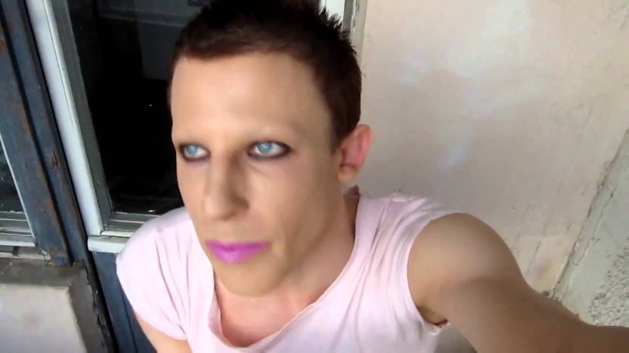 В меня вселились хуебесы. Серонхелия кружите меня. В меня вселились хуебесы. В меня вселились хуебесы. Мем в меня вселились бесы.