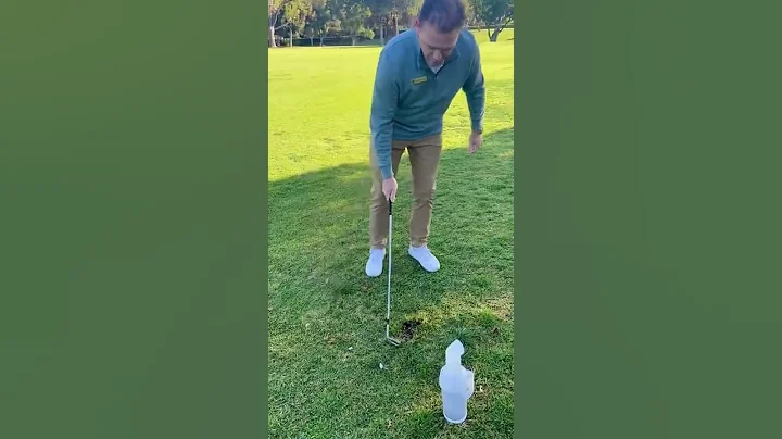 Repairing a Divot with John Kulow
