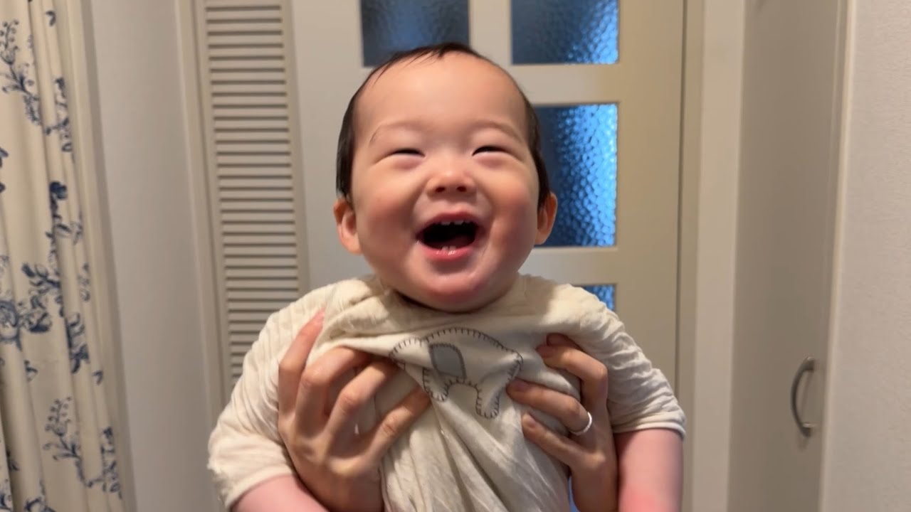 【赤ちゃんvlog｜8ヶ月】アボカドににっこり｜最近ハマっている遊び｜生後265日