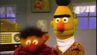 Classic Sesame Street - Ernie & Bert Do Morning Exercises (logo-free)