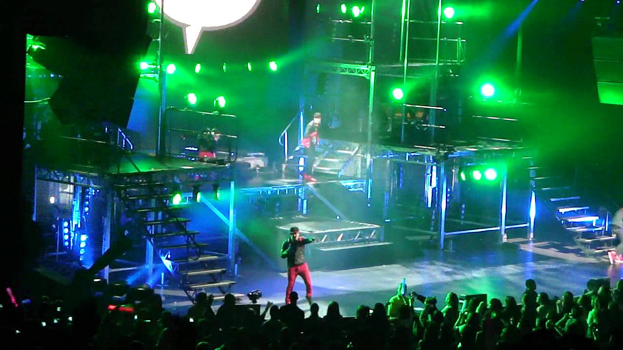 Big Time Rush CONCERT "Love me Love me" 2012 Los Angeles Gibson BETTER