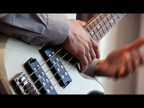 Adorável Clichê - as coisas mudam pra melhor (bass backing track)