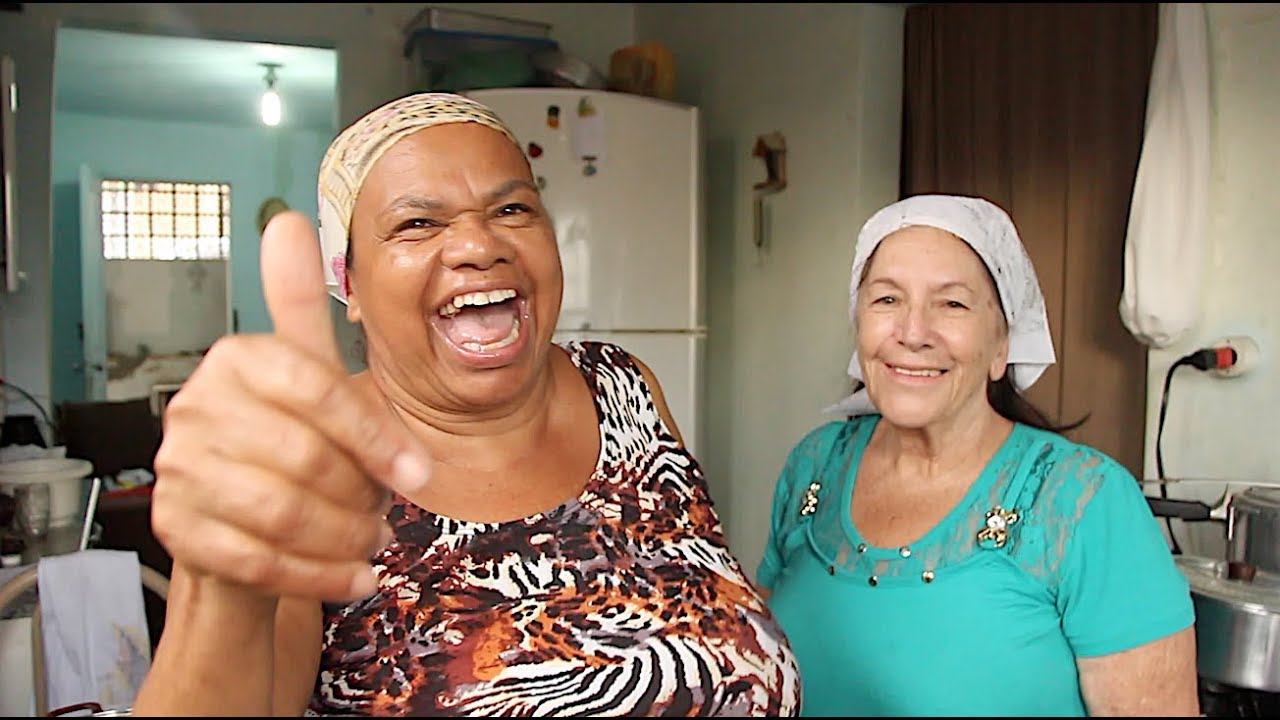 PASTEL DE FARINHA DE MILHO - ALEXANDRINA E ANA