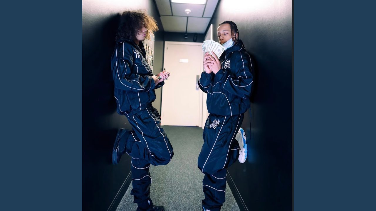 (My World) BabyGlo - YouTube