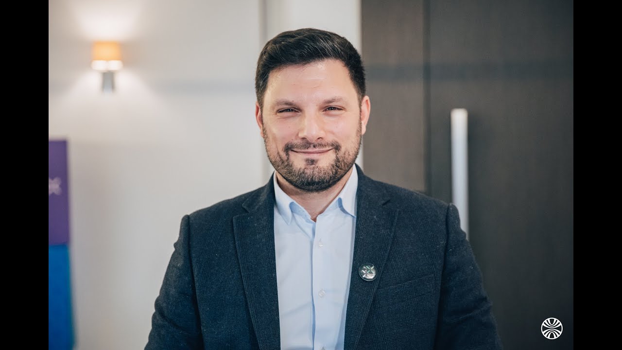 Avidan Geissmann - Director Third Party Distribution.