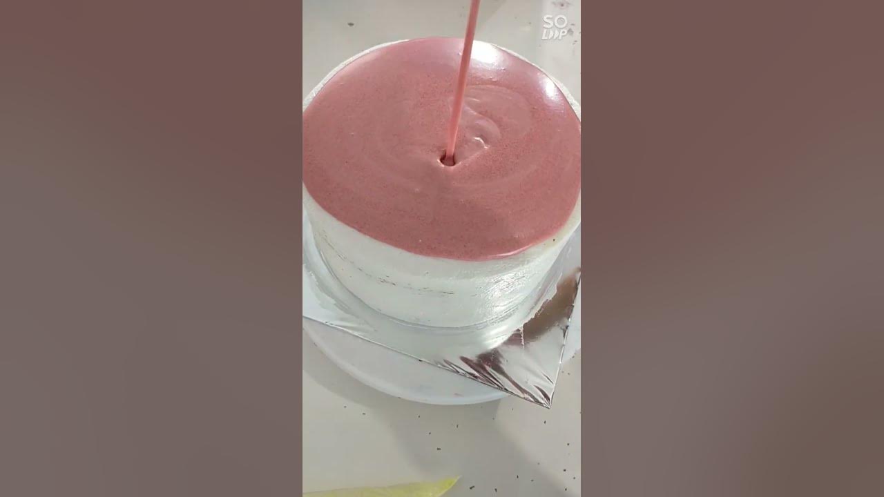 Ini tekstur buttercream yg sudah di steam dan... #buttercream#tutorialcake Ini tekstur buttercream yg sudah di steam dan... #buttercream#tutorialcake